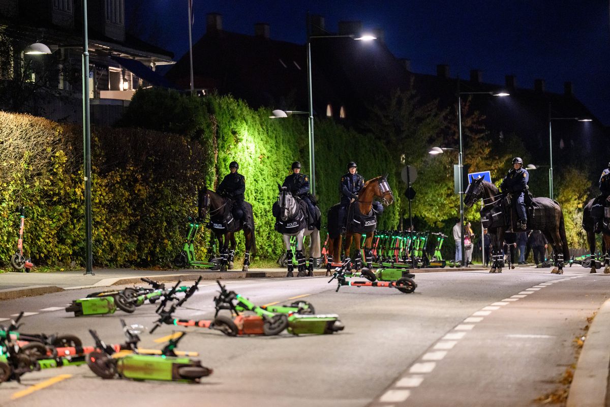 Haos pe străzi înainte de Norvegia - Israel: „Nu trebuie să se joace!” » A fost nevoie de intervenția jandarmilor