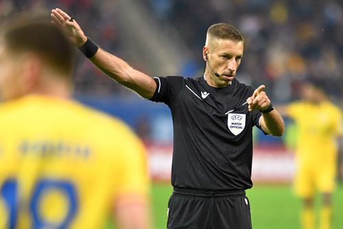 Italianul Davide Massa (44 de ani) va arbitra meciul România - Austria. Foto: Imago Images