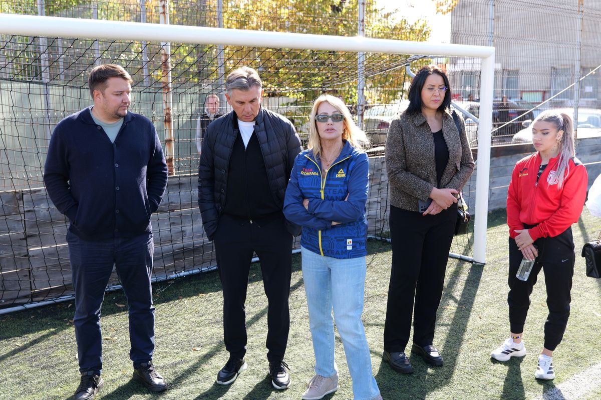 Imagini de aur la Complexul Sportiv Dinamo » Nadia Comăneci și David Popovici, față în față pentru viitorul sportului românesc: „Așa a făcut și Halep!”