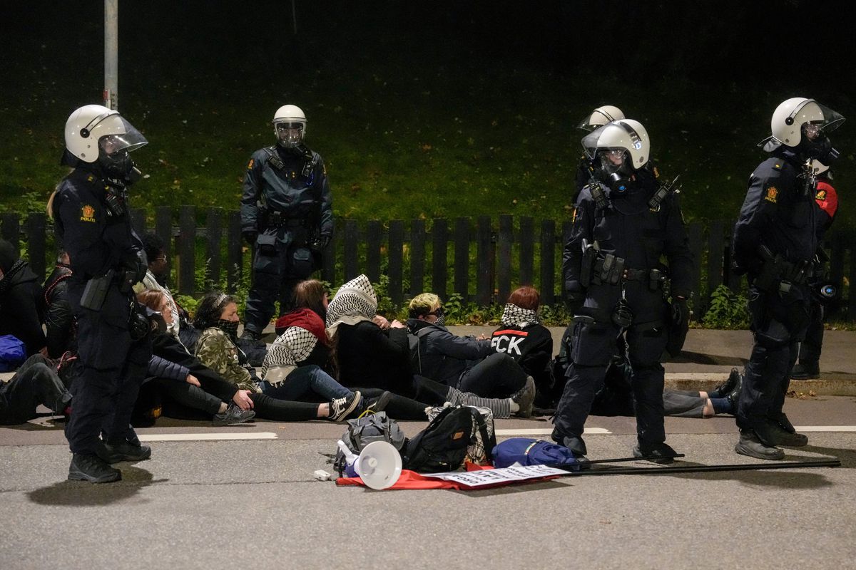 Preliminarii CM 2026 » Bulgaria a încasat 6 goluri acasă! Norvegia defilează spre CM + favoritele și-au făcut treaba