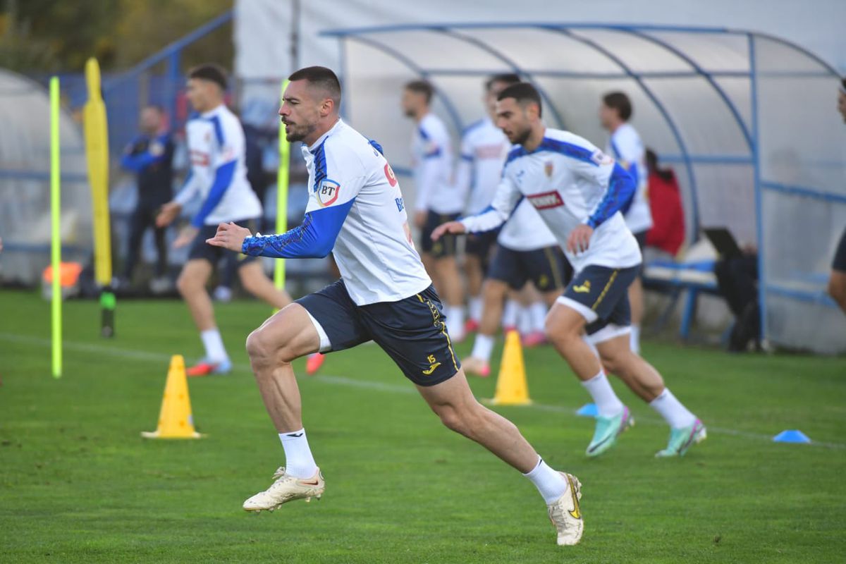 Surprize mari! Mircea Lucescu a anunțat lotul pentru România - Austria » 6 jucători sunt OUT