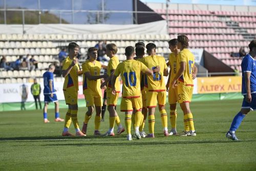 România U19 a învins-o sâmbătă pe Cipru, scor 3-1, într-un meci de pregătire disputat pe stadionul „Anghel Iordănescu” din Voluntari. FOTO: FRF