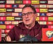 Ralf Rangnick, cu bicicleta specială în conferință la București