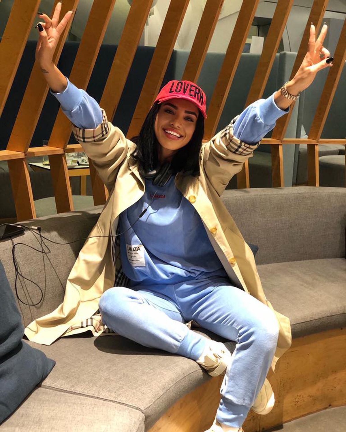 Adelina Pestrițu și Kim Kardashian