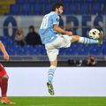 Luis Alberto (albastru), în acțiune în Lazio - CFR Cluj 1-0 // foto: Guliver/gettyimages