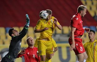 Scoși din sărite de prima repriză a meciului România - Belarus: „11 clovni îmbrăcați în roșu. Aia se poate numi defensivă?”