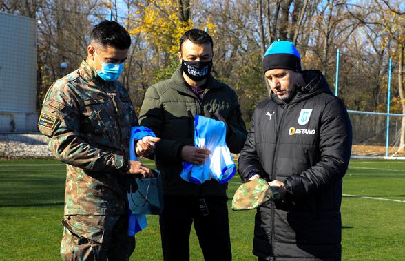 Vizita unor eroi la antrenamentele Craiovei » Reghecampf a primit „ordinul de luptă”