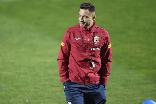 Adi Popa, 33 de ani, „extrema” de la CSA Steaua, e de părere că selecționerul Mirel Rădoi (40) va alege să părăsească echipa națională după meciurile cu Islanda și Liechtenstein.