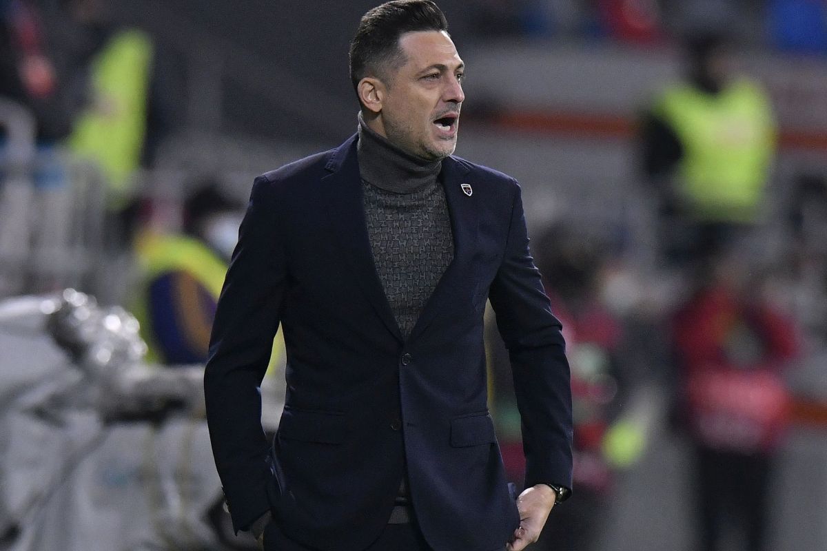 Mirel Rădoi, susținut puternic: „A fost cel mai interesat, cel mai atent. Mi-am dat seama că învață non-stop” + „Nu văd niciun motiv să plece!”