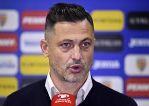 Presiune pe Rădoi înainte de finalul preliminariilor: „Ar fi un mare semn de întrebare”