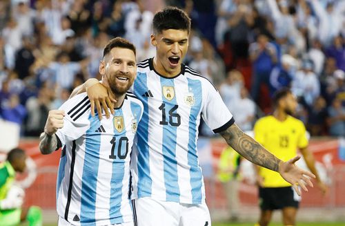 Lionel Messi și Angel Correa / foto Imago Images