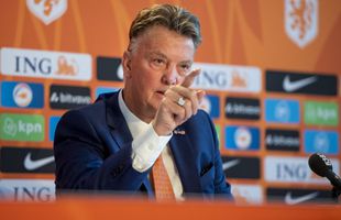 Momentul inedit trăit de Van Gaal cu jucătorii Olandei: „Pe unii i-am surprins dezbrăcați” + lotul pentru Campionatul Mondial