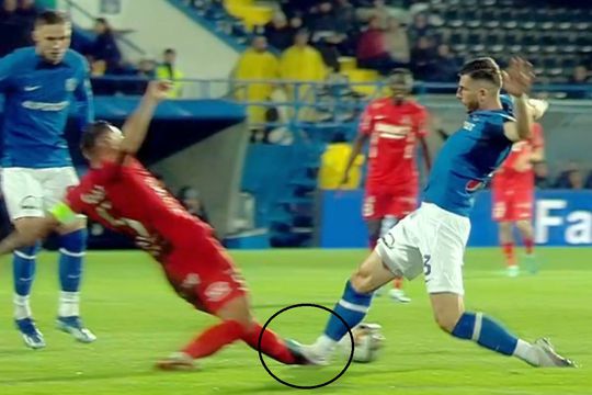 Faultul comis de Mihai Popescu // sursă capturi: TV DigiSport