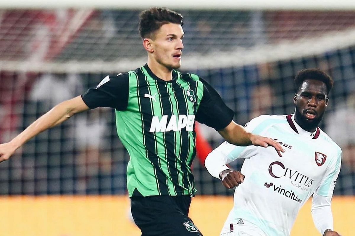 Daniel Boloca a fost titular în Napoli - Sassuolo » Românul a provocat penalty-ul din care campioana a deschis scorul