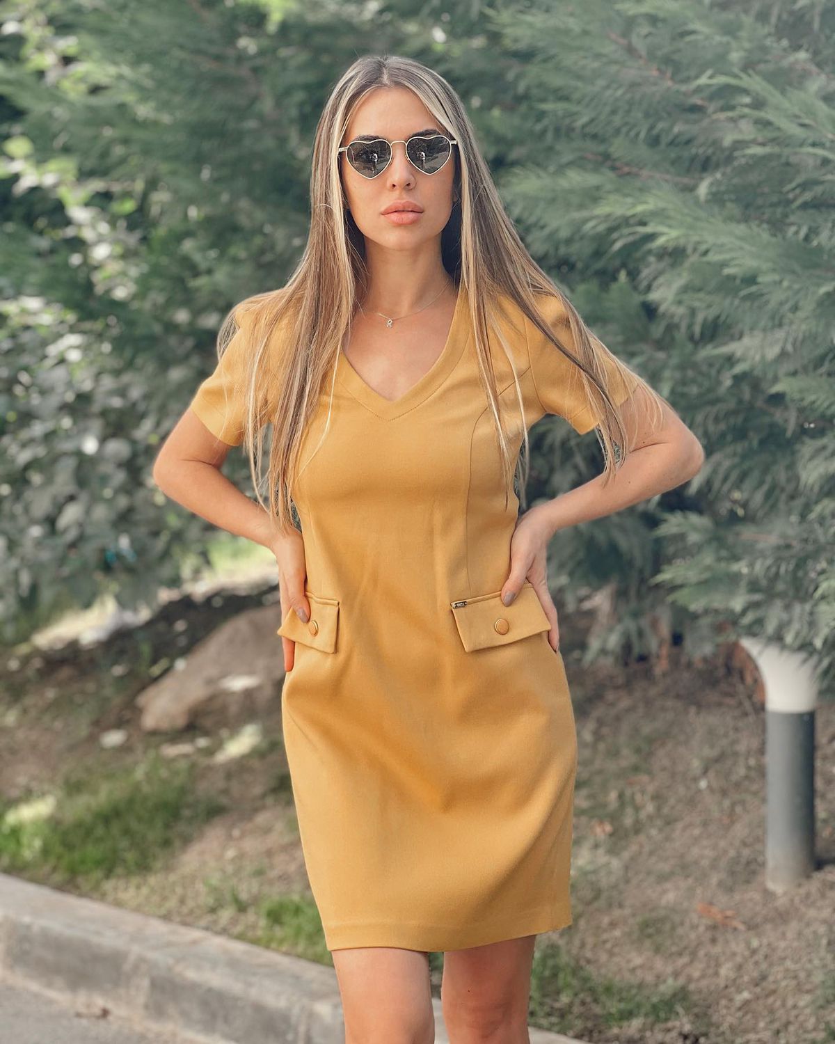 Ronna Riva, apariție incendiară la finala Cupei! Cum s-a îmbrăcat artista îndrăgostită de Rapid: „Fotbal și toate bunătățile”