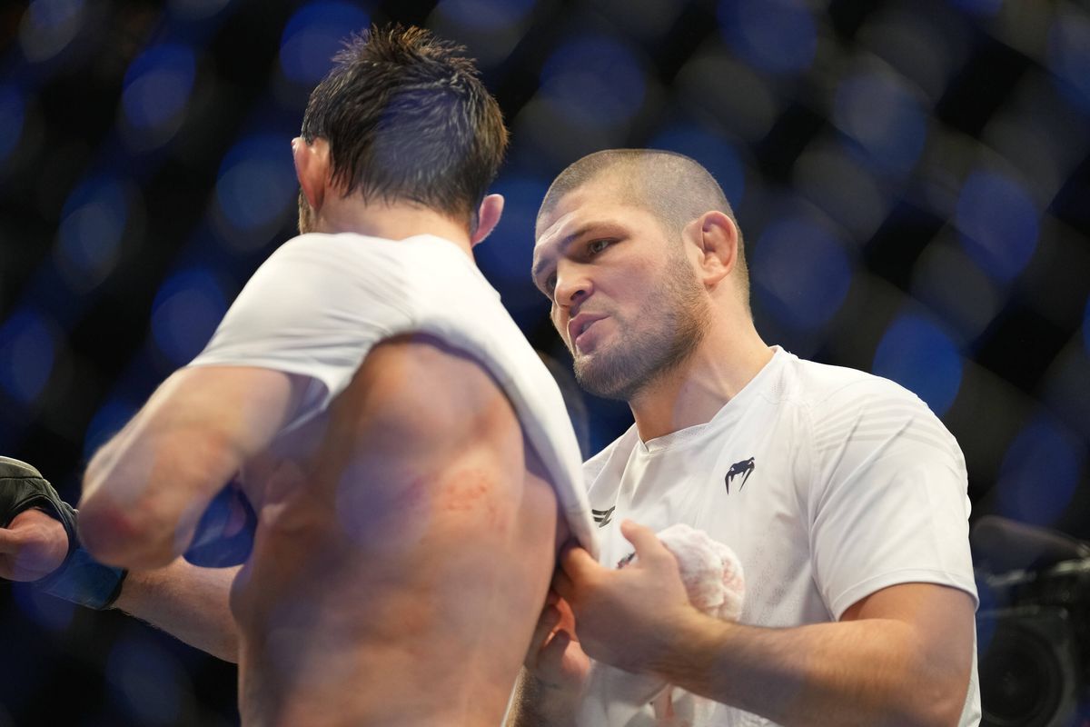 Khabib Nurmagomedov, poveste uluitoare! Ce i-a zis tatăl său după ce i s-a plâns că ursul cu care se antrena a vrut să-l muște