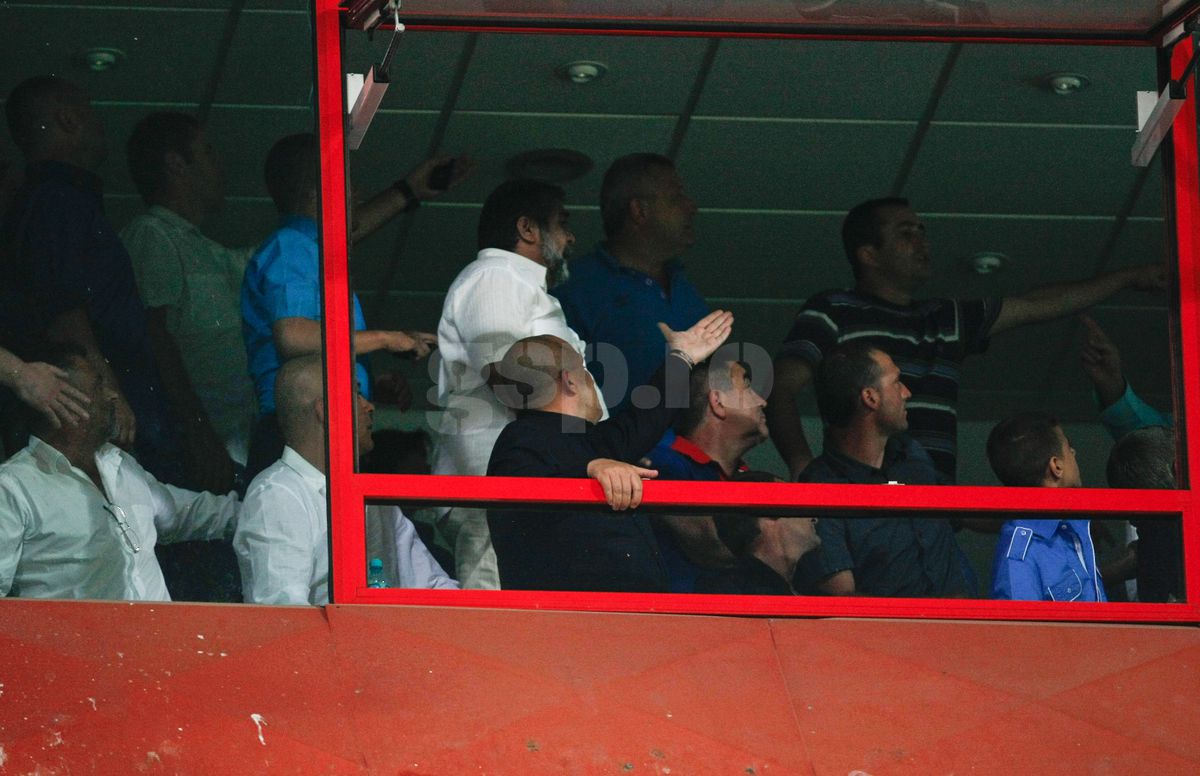 Imagini fabuloase cu Adrian Mititelu Jr., în Ghencea, la un Steaua - Universitatea Craiova » Avea doar 13 ani, iar transformarea e uluitoare