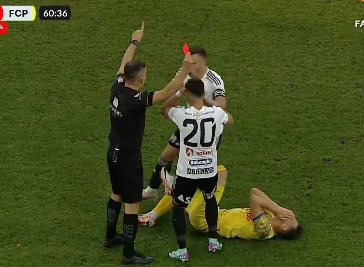 Eliminat imediat după ce a intrat pe teren! Vali Gheorghe a jucat doar 4 minute în U Cluj - Petrolul