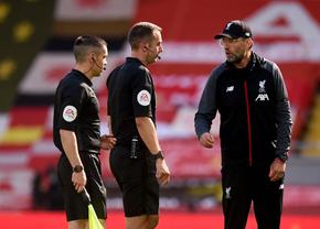 Un arbitru din Premier League, suspendat din cauza unui clip controversat » Ar rosti jigniri scandaloase la adresa lui Liverpool și a lui Klopp: „Este o echipă de rahat, cu managerul p****i!”