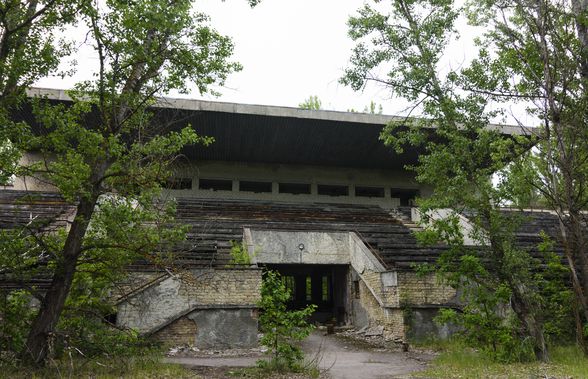 Stadionul din Pripyat, de lângă Cernobîl, arată într-un mod incredibil: ce a crescut în locul gazonului, la 38 de ani de la dezastru