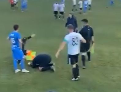 Astfel de scene n-ar trebui să existe în fotbal! » Arbitrul, bătut de un ...