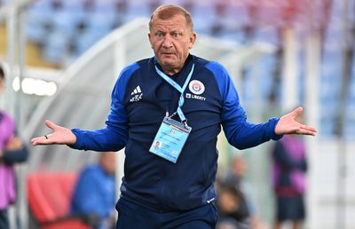 Dorinel Munteanu are 134 de prezențe la națională și-l „tamponează” pe Mitriță: „Mi se pare deplasat, e meteahna fotbalistului văzut pe cai mari!”