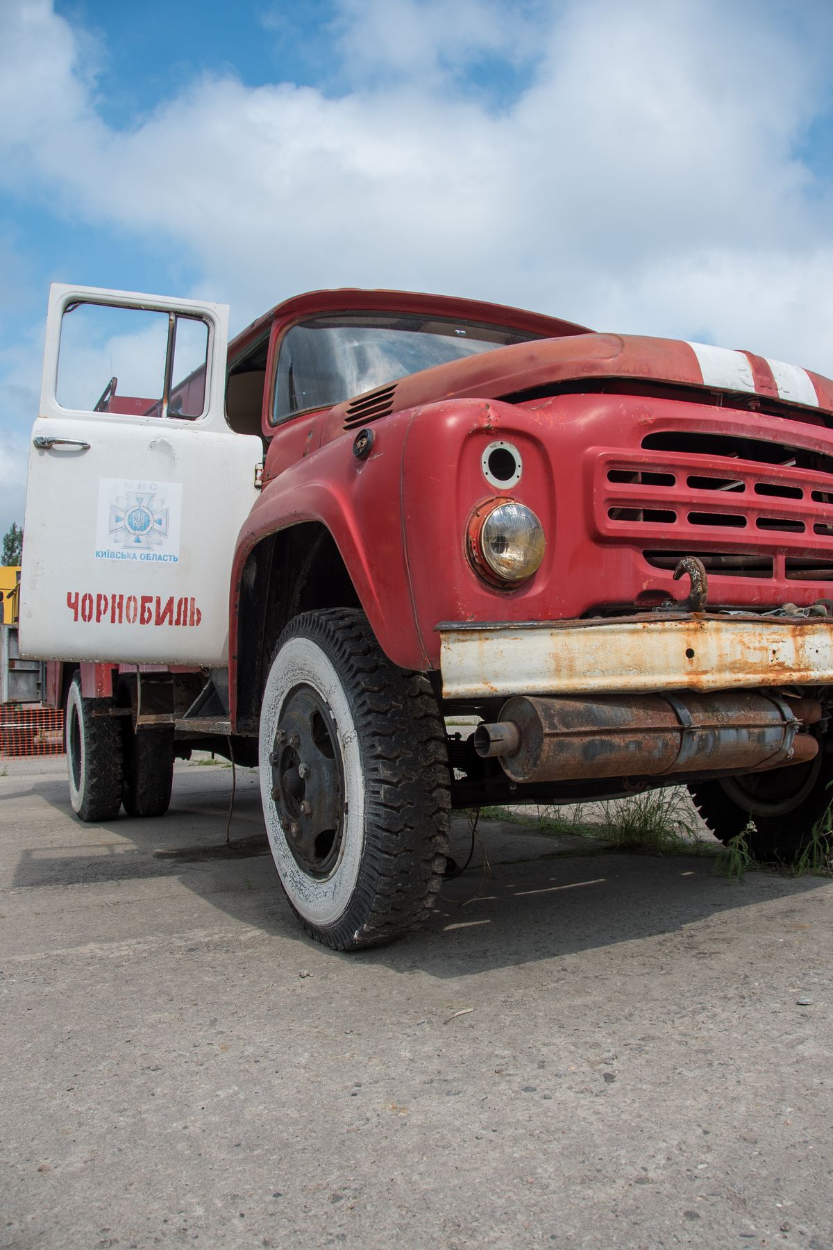 Imagini ca din filmele de groază la stadionul-fantomă din Pripyat, la 40 de ani de la dezastrul nuclear de la Cernobîl
