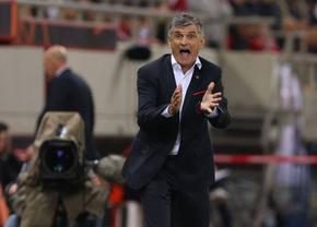 Antrenorul lui Olympiacos Pireu, avertisment pentru FCSB: „A fost cel mai bun meci al nostru” + record negativ pentru Răzvan Lucescu