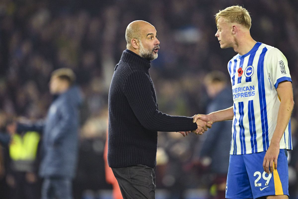 S-a aflat acum! Un cititor pe buze a redat întreaga discuție dintre Pep Guardiola și jucătorul lui Brighton după rezultatul-șoc din Premier League: „Plângi?”