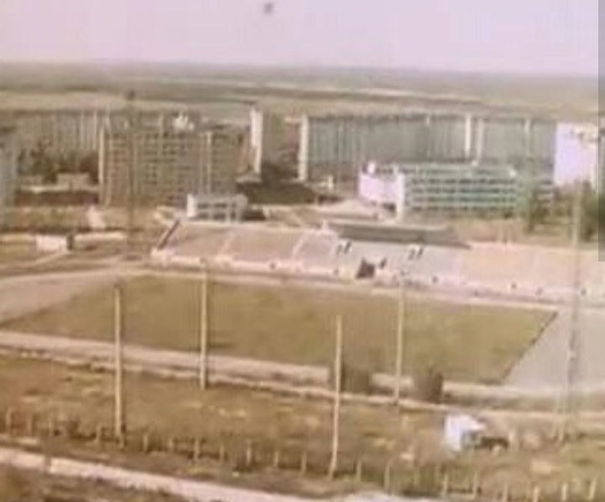 Explozie la centrala de la Cernobîl! La câțiva kilometri distanță, stadionul din Pripyat arată ca într-un film de groază