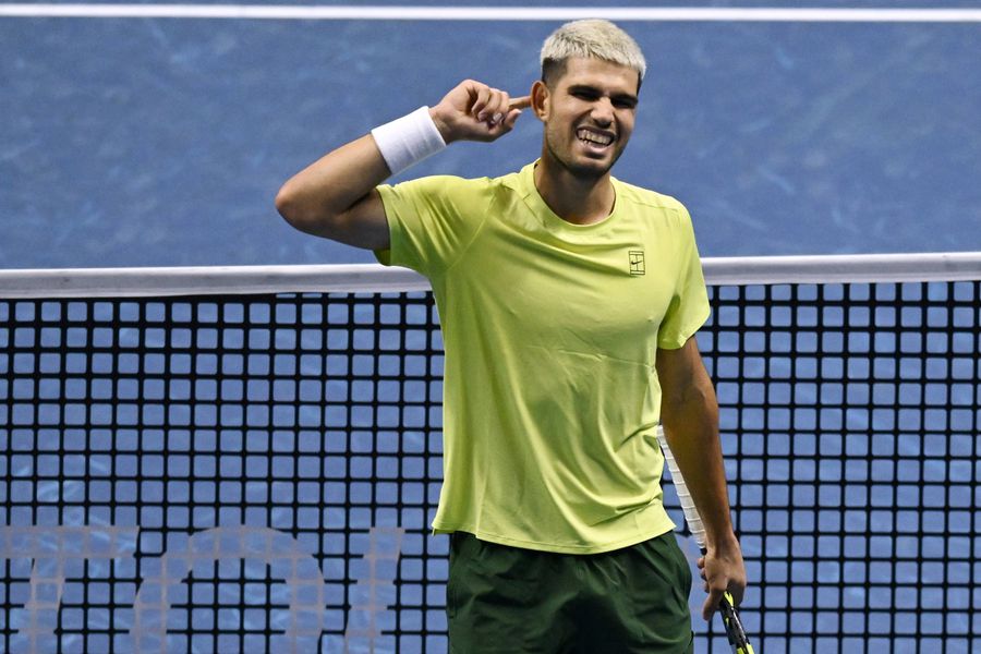 Carlos Alcaraz nu mai e blond și se bucură de vacanță în Miami + o întâlnire între campioni