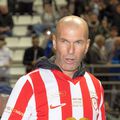 Zinedine Zidane, gata să se întoarcă pe banca tehnică // foto: Imago