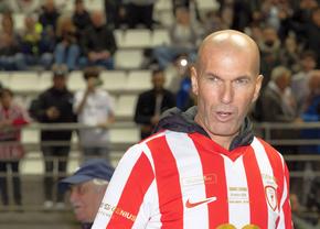 După 4 ani, Zinedine Zidane și-a anunțat revenirea pe banca tehnică