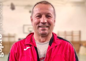 „Te mai recunoaște lumea?” » Fostul campion al Diviziei A s-a făcut profesor de sport! Numește fotbalistul român preferat și își dezvăluie temerile: „Să nu se întâmple la Dinamo ca la Steaua!”