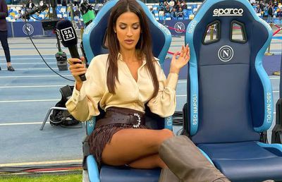 A stat la câțiva metri de Cristi Chivu și a înnebunit pe toată lumea: „M-am simțit profesoară azi”