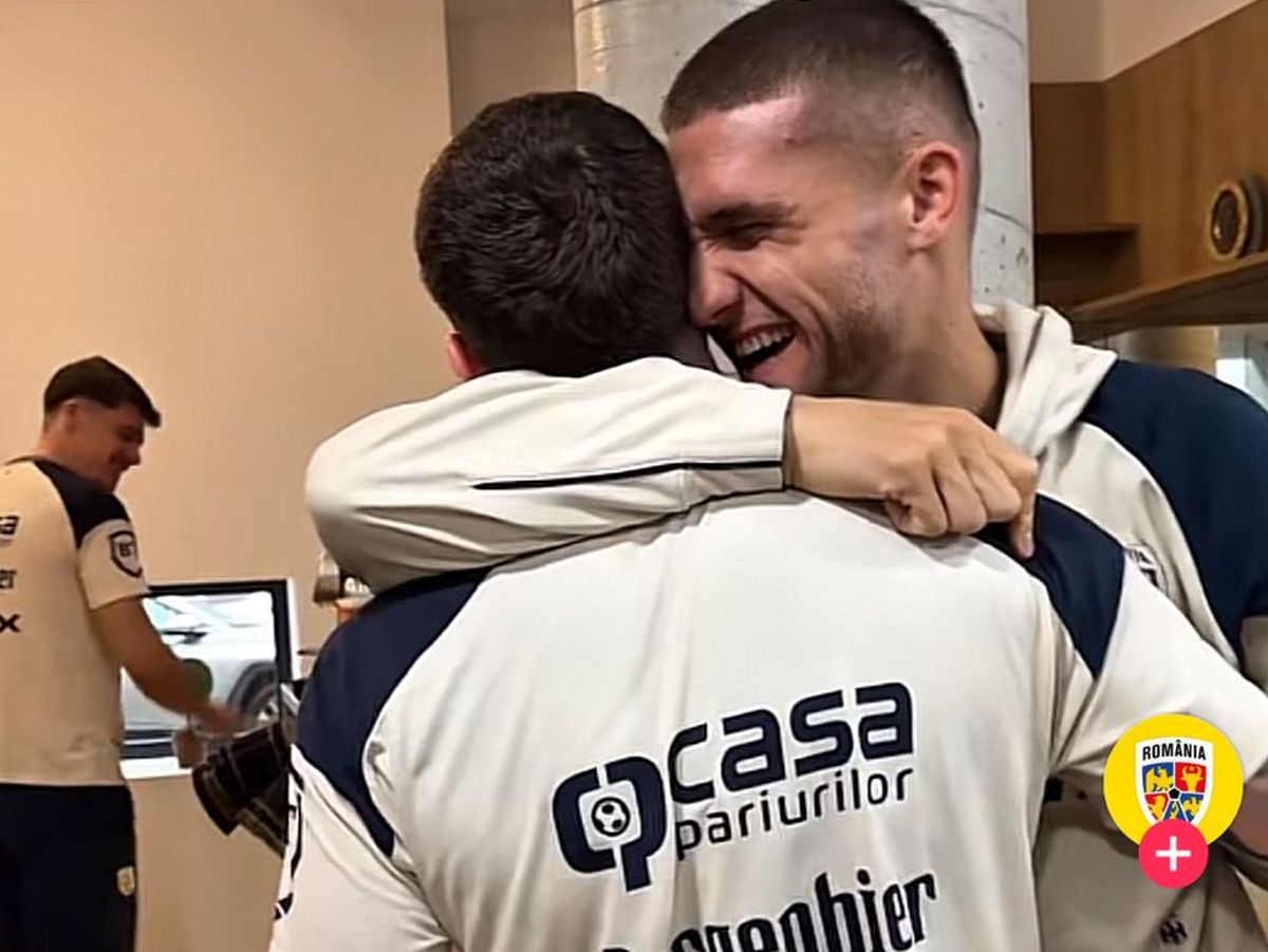 A râs de față cu toată lumea de Bîrligea: „Uite-l pe Daniel, e Statuia Libertății” / „Ce panaramă ești” » Clipul a fost șters, dar avem imaginile