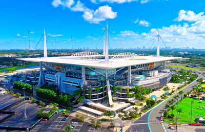 Un loc de parcare la Cupa Mondială 2026, mai SCUMP decât un bilet de meci la CM 2022