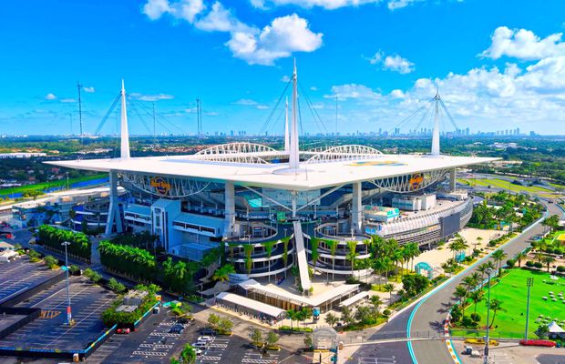 Un loc de parcare la Cupa Mondială 2026, mai SCUMP decât un bilet de meci la CM 2022