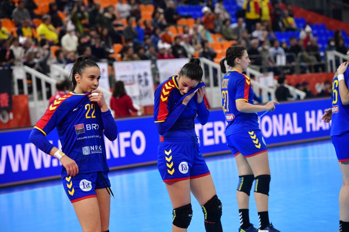 ROMÂNIA - JAPONIA 20-37 // VIDEO + FOTO Bine că s-a terminat! Devenise insuportabil! Evoluție sub orice critică împotriva Japoniei, venim acasă de pe locul 12