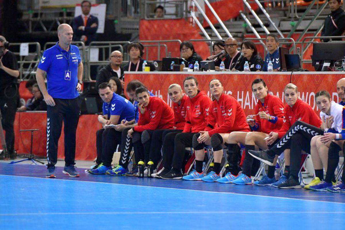 ROMÂNIA - JAPONIA 20-37 // VIDEO + FOTO Bine că s-a terminat! Devenise insuportabil! Evoluție sub orice critică împotriva Japoniei, venim acasă de pe locul 12