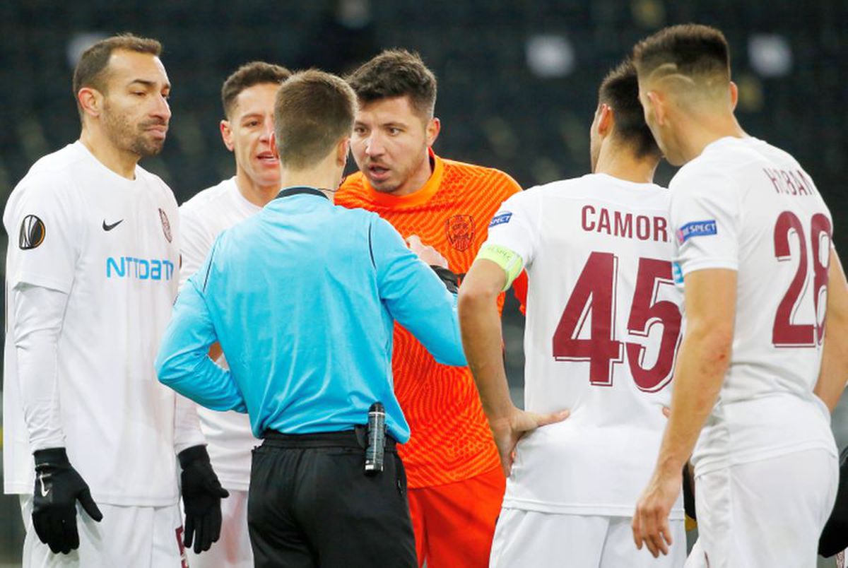 YOUNG BOYS - CFR CLUJ. Șeful campioanei a izbucnit în direct: „Dacă erau sportivi, elvețienii ieșeau de pe teren ca la PSG - Bașakșehir! De neconceput!”