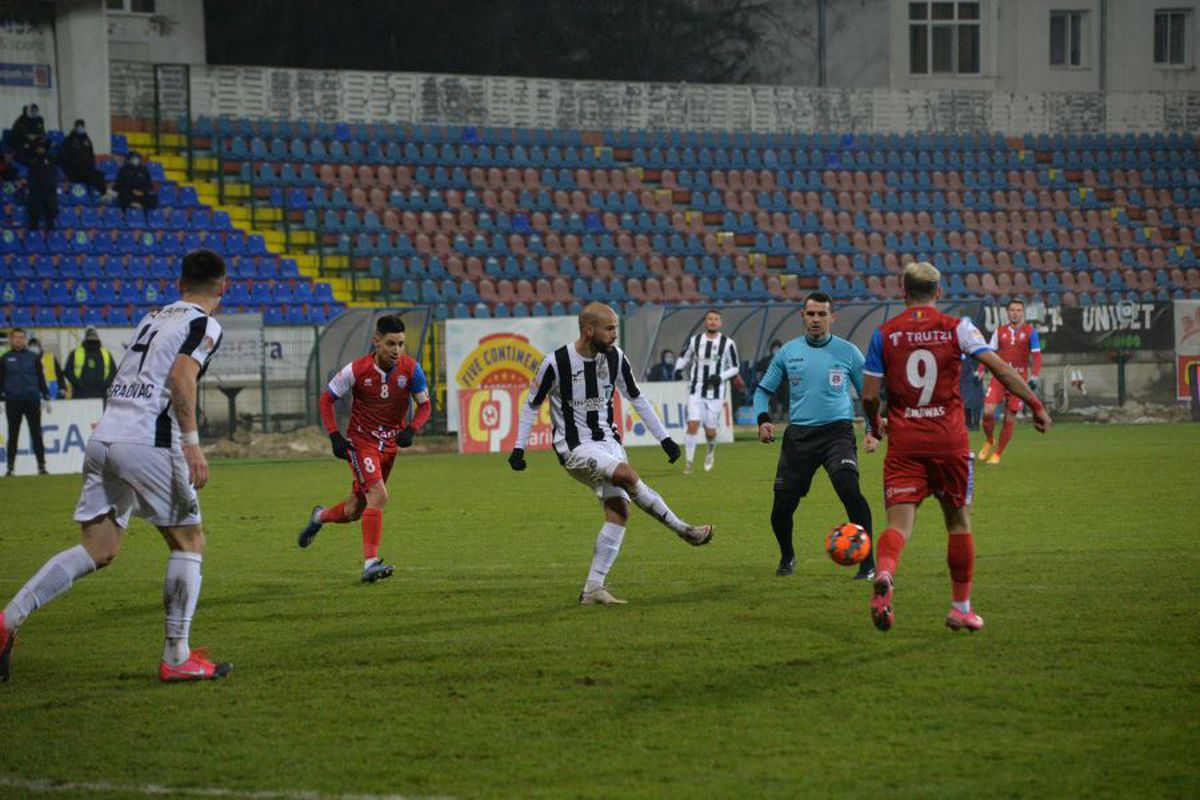 Marius Croitoru: „Am rămas perplex! Nu am auzit așa ceva în viața mea. Să îi comandăm arbitrului radiatoare puternice”