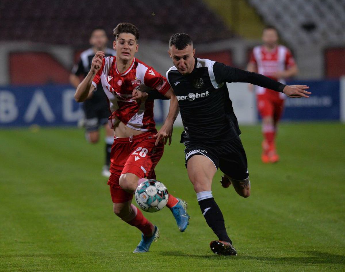 EXCLUSIV El e bomba de la Dinamo! Jucătorul pentru care Contra a insistat nu renunță la bani și poate băga clubul în faliment