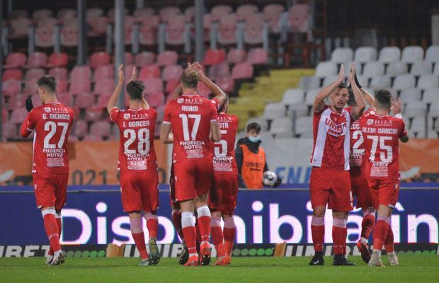 FOTO Gestul făcut de jucătorii dinamoviști în minutul 16 » De ce au procedat astfel