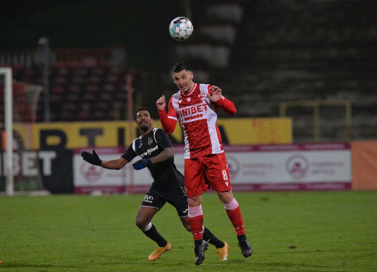 Un fost antrenor al „câinilor” e sigur: „Dinamo are echipă de play-off, dar o mai duce doar până la vacanță”