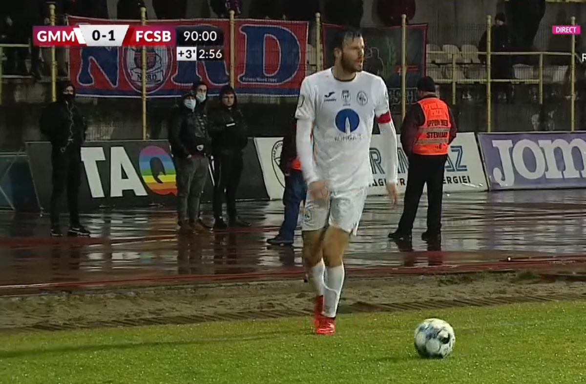 Faza zilei în Liga 1 » Olaru a început să râdă în timpul meciului