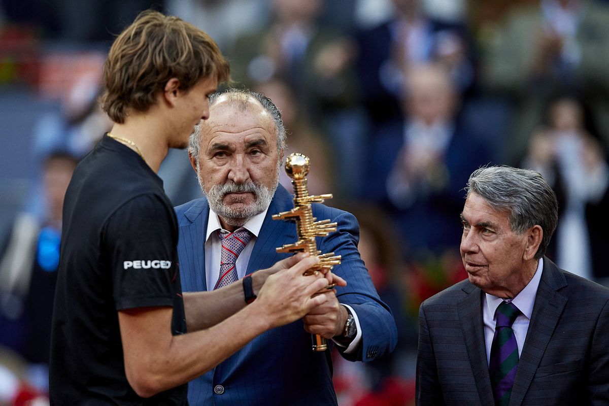A murit legendarul Manolo Santana, pionierul tenisului din Spania » Mesaje emoționante transmise de Simona Halep și Rafa Nadal