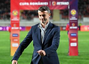 Burcă a stabilit cine e primul jucător care pleacă de la Dinamo în pauza competițională » Nu-l mai luase în calcul deloc