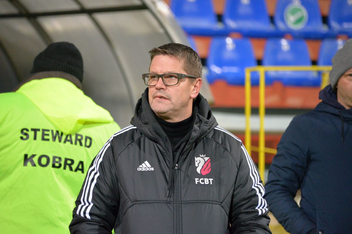 CFR, ce rușine! Campioana obține doar un egal cu echipa umilită de Farul și de juniorii lui FCSB! Clasamentul ACUM