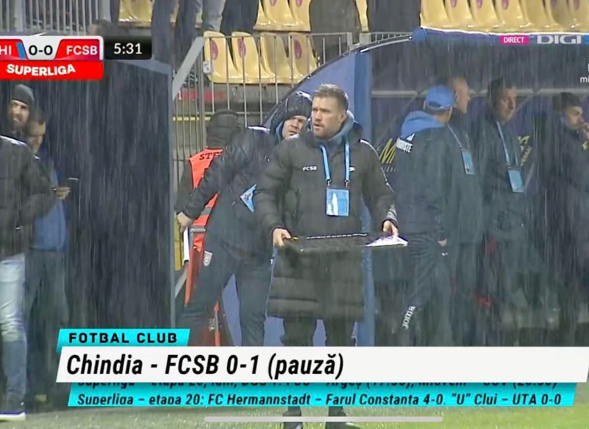 Scene penibile cu antrenorul FCSB: cum a apărut Pintilii în timpul meciului cu Chindia